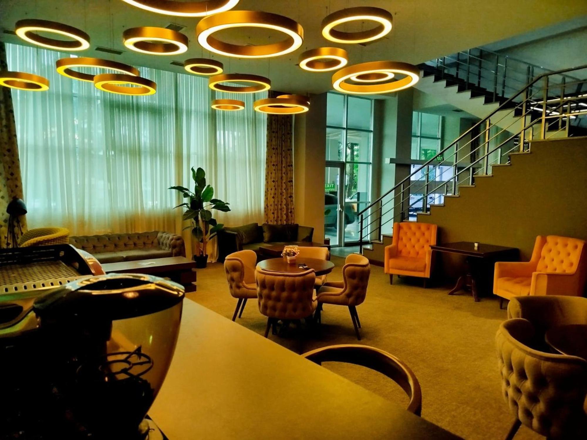 Green Tower Hotel Tbilisi Exterior photo