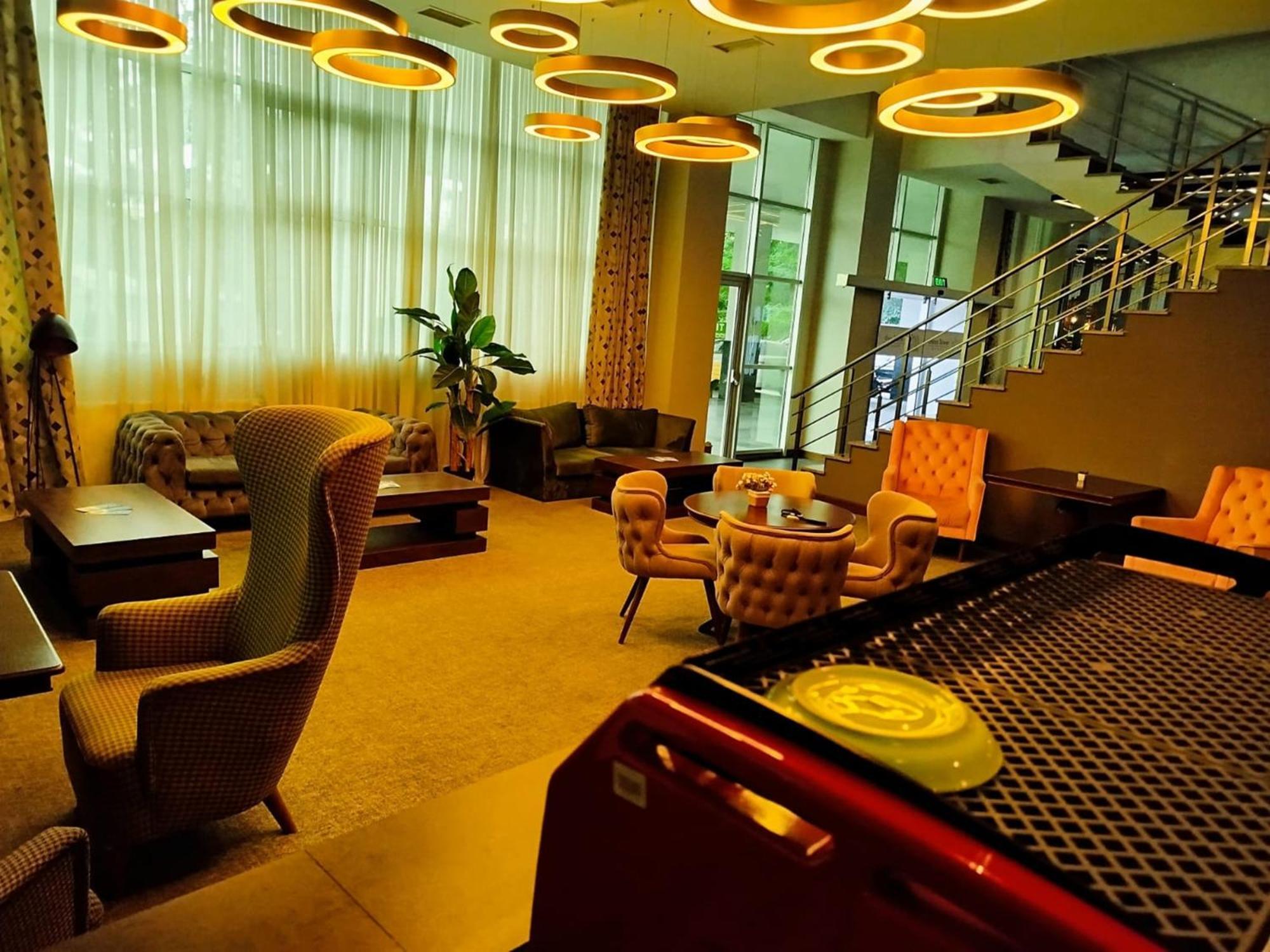 Green Tower Hotel Tbilisi Exterior photo
